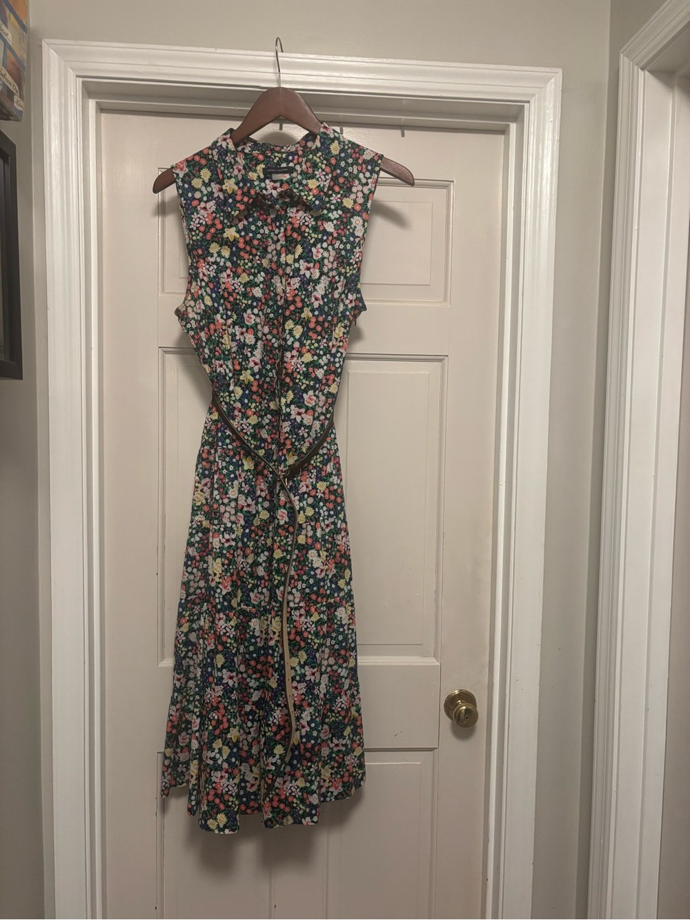 Floral Sleeveless Midi Dress with Tie Waist - Black Multi